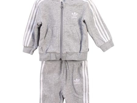 Adidas Sweatshirt and Sweatpant Set 6-9M For Sale